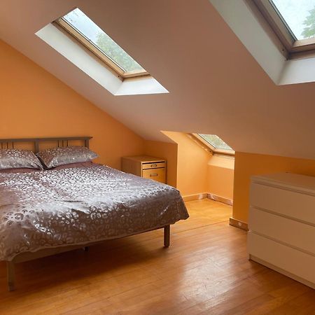 Private Room- Direct Travel Central/ Heathrow Londen Buitenkant foto
